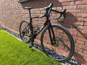 Used CUBE AGREE C:62, SLT 2023 2023 Road & Gravel, Rot — image 3 of 4