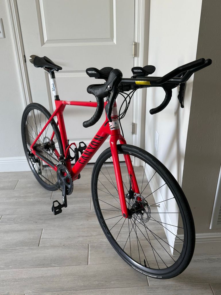 Used Canyon Endurace CF 7 Disc 2023 2023 Road & Gravel, Red — image 6 of 6