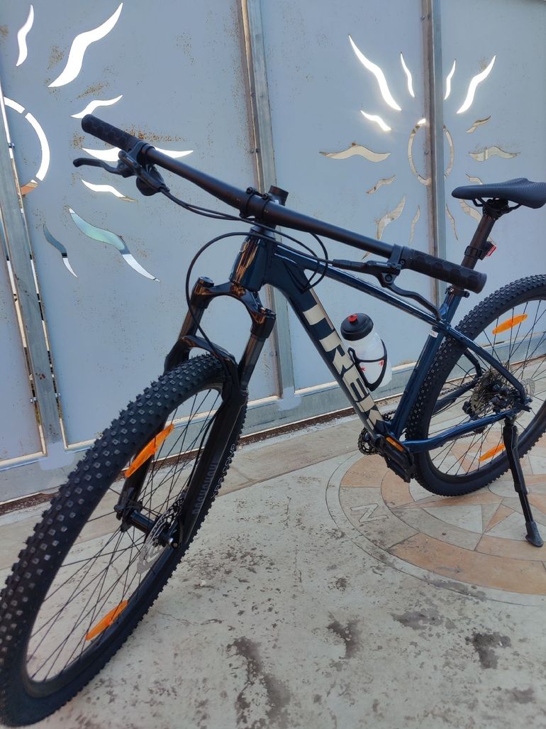 Used Trek X-Caliber 7 2021 2021 Mountainbike — image 6 of 7
