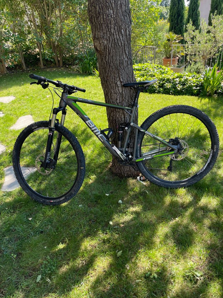 Used BMC Fourstroke Shimano SLX 2015 Mountainbike, Light Gray — image 2 of 9