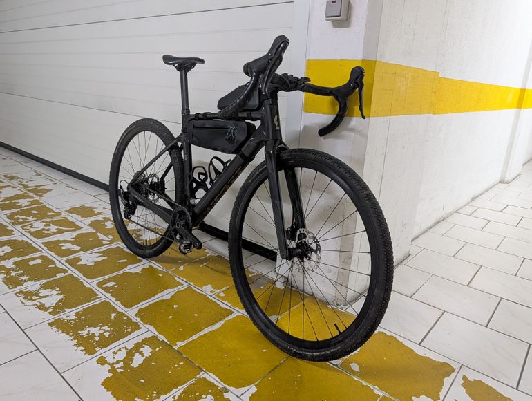 Used Scott Addict Gravel 40 2025 2025 Road & Gravel — image 5 of 6