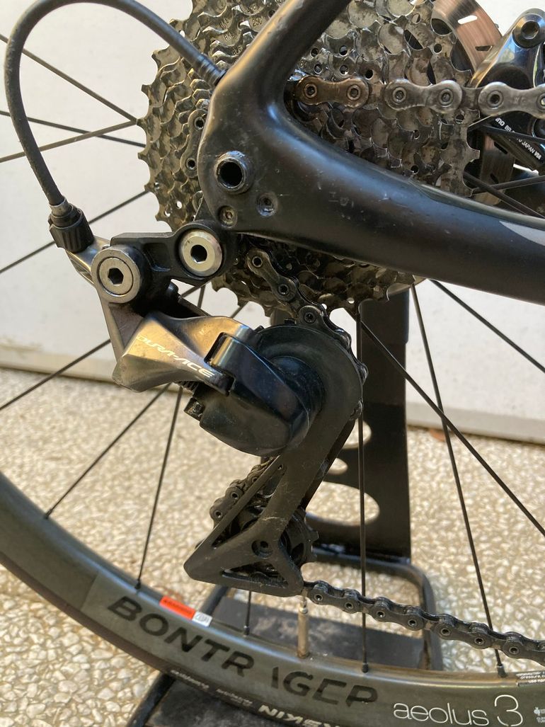 Used Trek Émonda SLR 8 Disc 2018 2018 Road & Gravel, Black — image 9 of 10