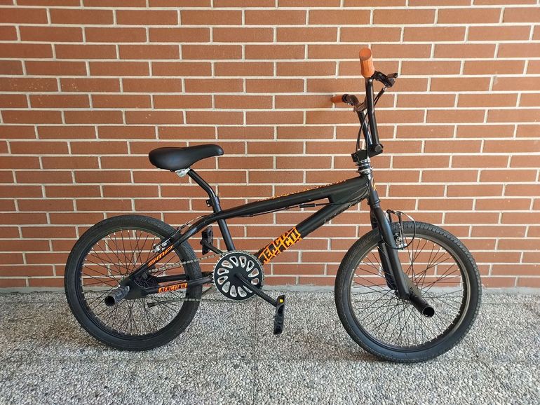 Used smp Smp Custom Other 2025 Mountainbike — image 1 of 5