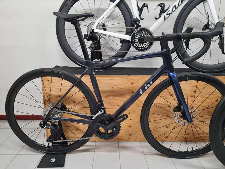 Used Liv Langma Advanced SL Disc 0 2023 2023 Road & Gravel, Blue — image 1 of 12