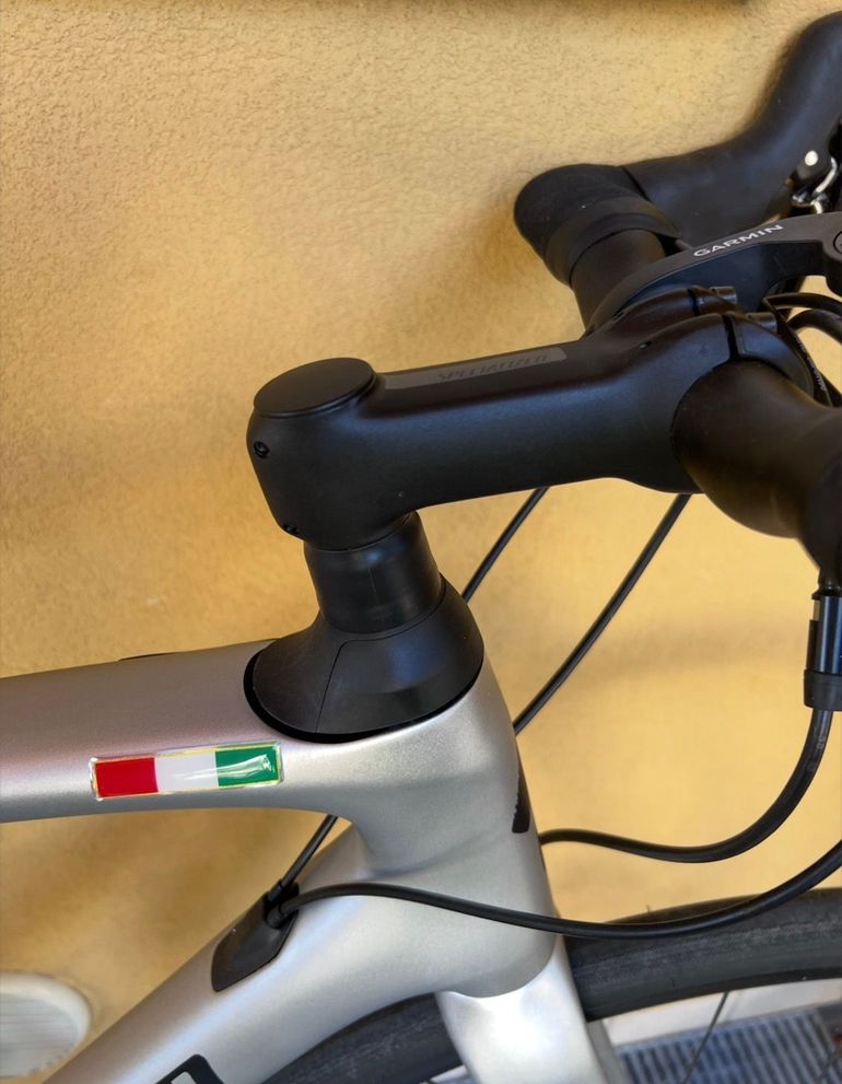 Used Specialized Roubaix Sport 2021 2021 Road & Gravel — image 15 of 17