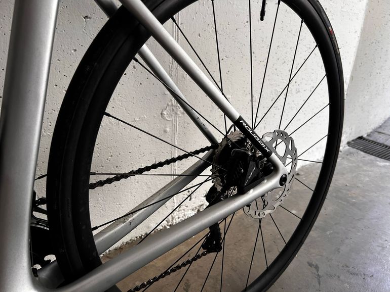 Used Specialized Roubaix Sport 2021 2021 Road & Gravel — image 10 of 17