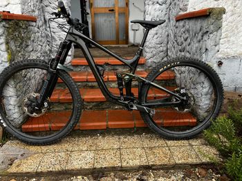 Used Giant Reign Advanced Pro 29 2 2022 2022 Mountainbike, Black, 29 — image 4 of 9