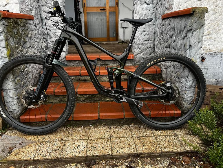 Used Giant Reign Advanced Pro 29 2 2022 2022 Mountainbike, Black, 29 — image 4 of 9