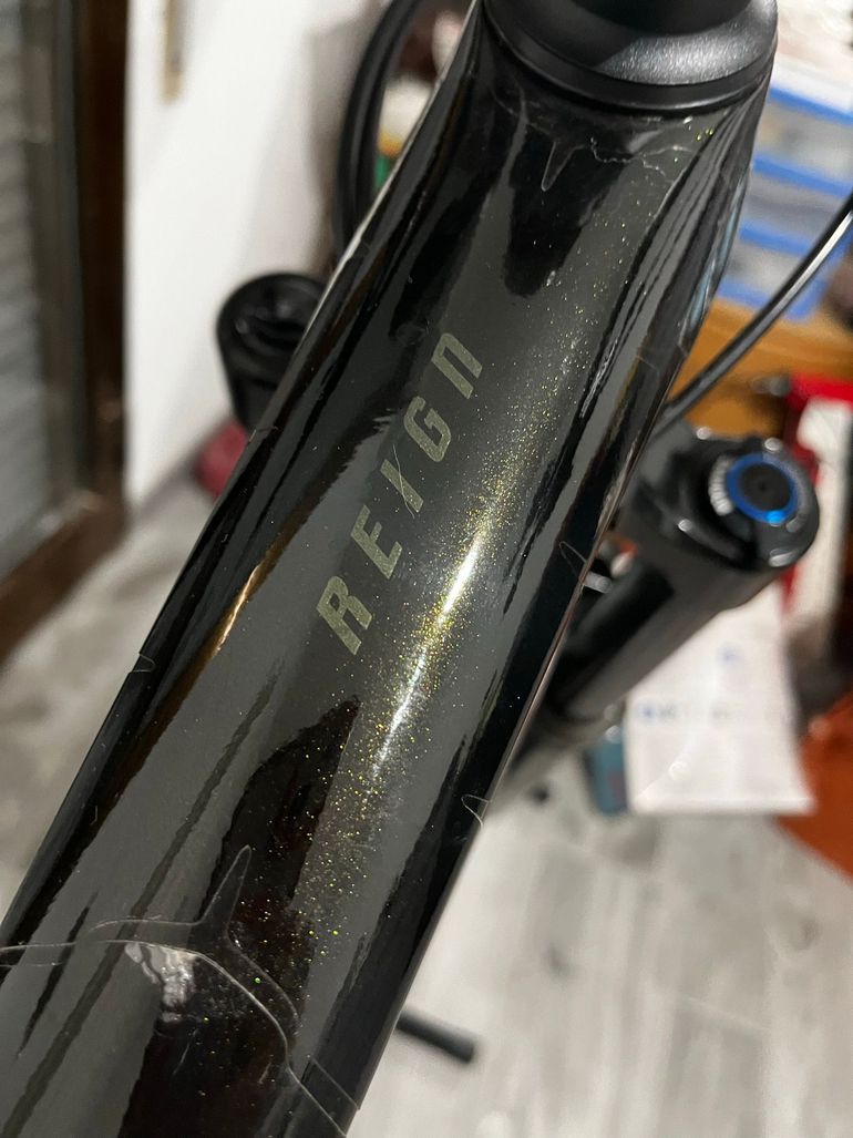 Used Giant Reign Advanced Pro 29 2 2022 2022 Mountainbike, Black, 29 — image 8 of 9