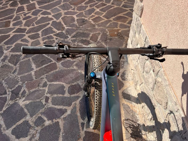 Used Scott Spark RC Comp 2024 2024 Mountainbike, Green, 29 — image 4 of 4