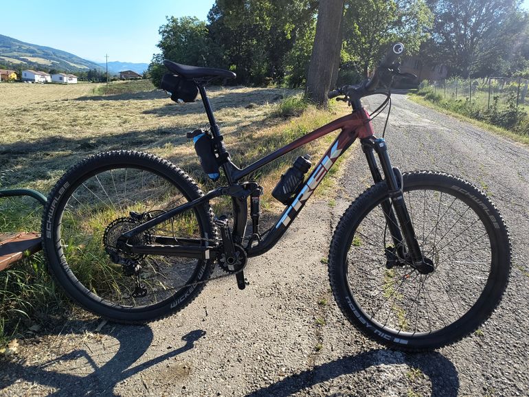Used Trek Fuel EX 8 Gen 5 2023 2023 Mountainbike — image 2 of 26