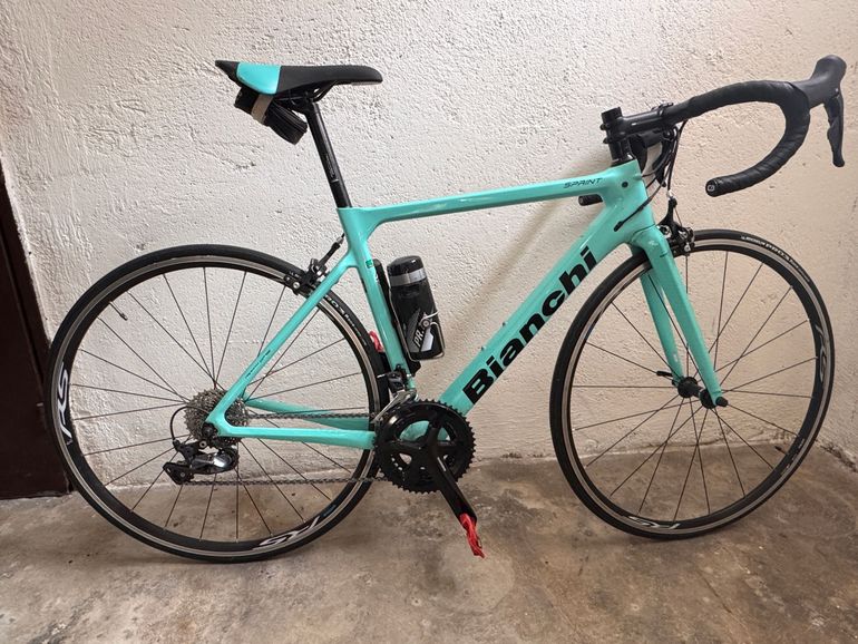Used Bianchi Sprint - 105 2022 2022 Road & Gravel, Green — image 1 of 5