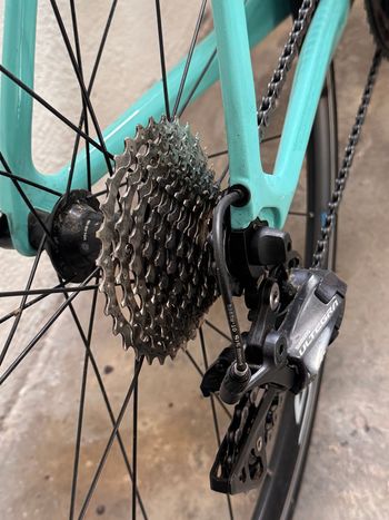Used Bianchi Sprint - 105 2022 2022 Road & Gravel, Green — image 2 of 5