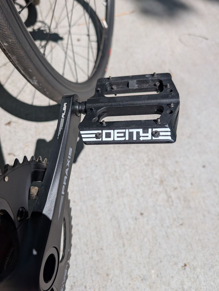 Used Specialized Roubaix 2021 2021 Road & Gravel, Red — image 9 of 10