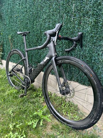 Used 3T Exploro RaceMax BOOST Superlight Red AXS 1X12 Dropbar 2023 2023 Road & Gravel, Black — image 6 of 7