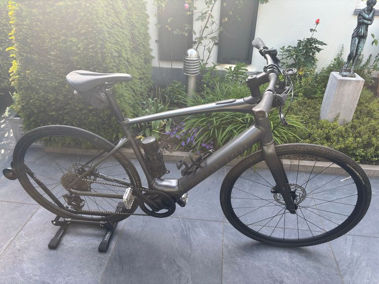 Used Specialized Vado SRAM NX 2023 Road & Gravel, Hellgrau — image 1 of 8