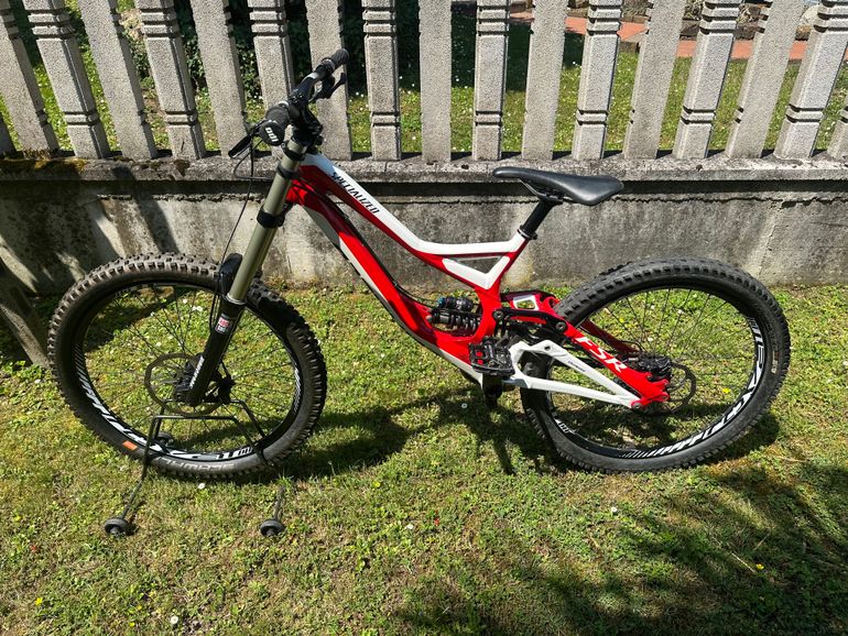 Used Specialized Demo 8 I 2014 2014 Mountainbike, Red, 26 — image 1 of 8