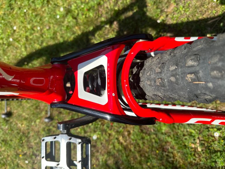 Used Specialized Demo 8 I 2014 2014 Mountainbike, Red, 26 — image 8 of 8