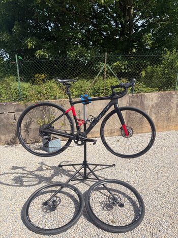 Used Specialized Diverge Comp Carbon 2020 2020 Road & Gravel