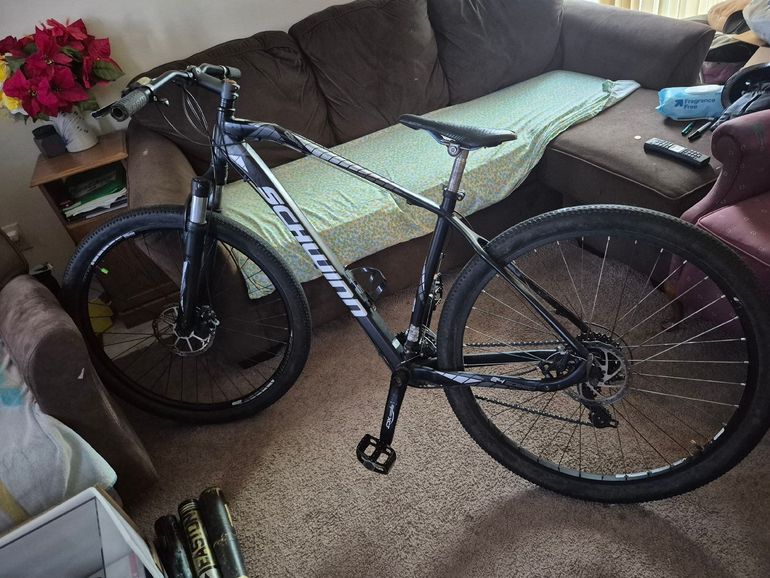 Used Schwinn Schwinn Custom Other Shimano 2019 Mountainbike, Black — image 1 of 3