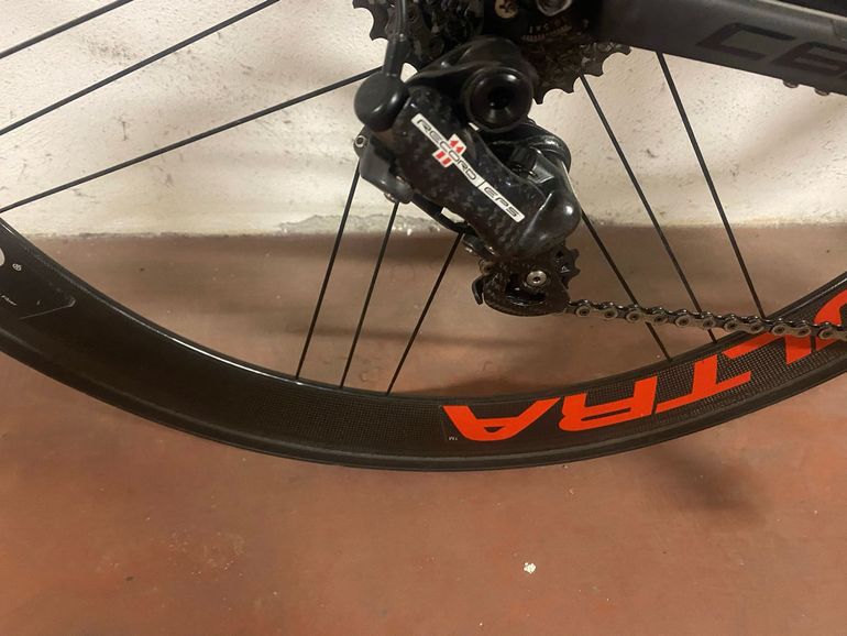 Used Colnago C60 Campagnolo Record EPS 2020 Road & Gravel, Black — image 2 of 15