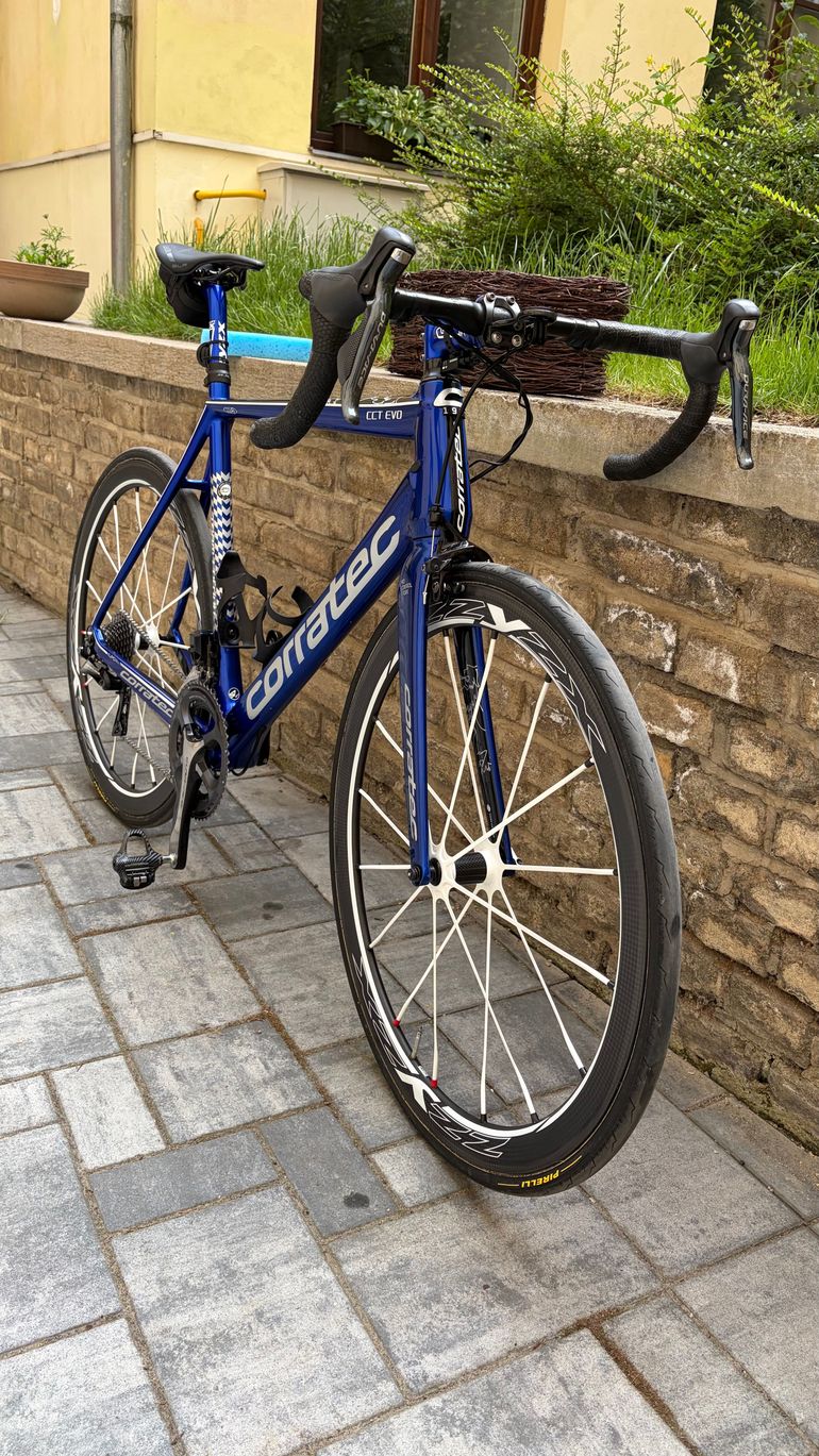 Used Corratec Corratec CCT EVO Team Edition – Dura-Ace Di2 2018 Road & Gravel, Blue — image 2 of 6
