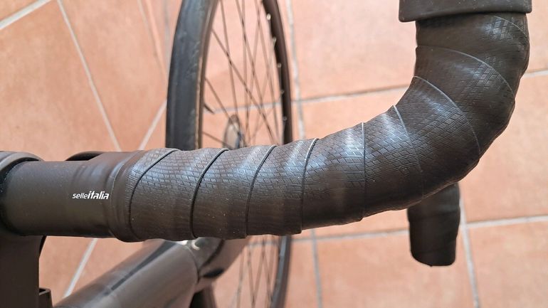 Used Orbea ORCA M20TEAM 2021 2021 Road & Gravel — image 11 of 17