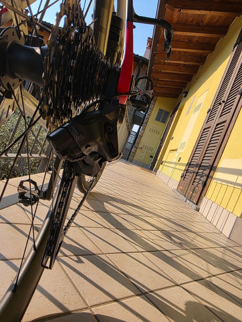 Used Trek Madone SLR 7 Gen 8 2025 2025 Road & Gravel, Hellgrau — image 22 of 22