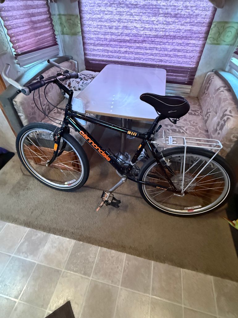 Used Cannondale "Beast Of The East" SM800 1991 Mountainbike, Black — image 1 of 11