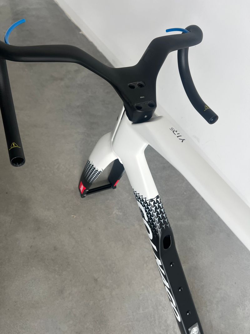 Colnago Y1RS Disc - SDM5 Frameset 2026 Road & Gravel d'occasion — image 5 sur 5