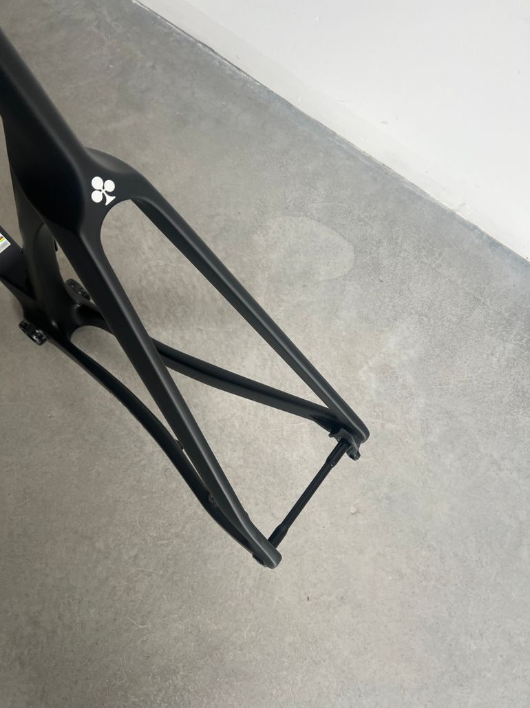 Used Colnago Y1RS Disc - YSBC Frameset 2026 Road & Gravel, Black — image 4 of 4