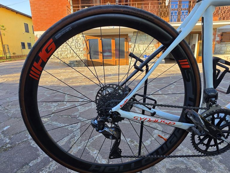 Used Cannondale Synapse Hi-MOD Disc Ultegra Di2 2017 2017 Road & Gravel, White — image 3 of 12