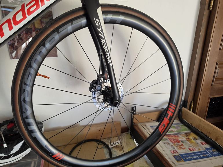 Used Cannondale Synapse Hi-MOD Disc Ultegra Di2 2017 2017 Road & Gravel, White — image 8 of 12