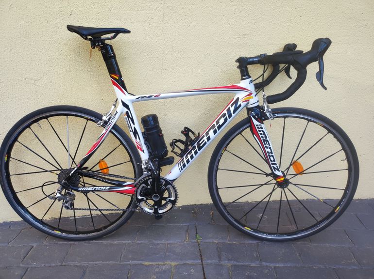 Used Mendiz RS8 2011 2011 Road & Gravel, Red — image 2 of 9