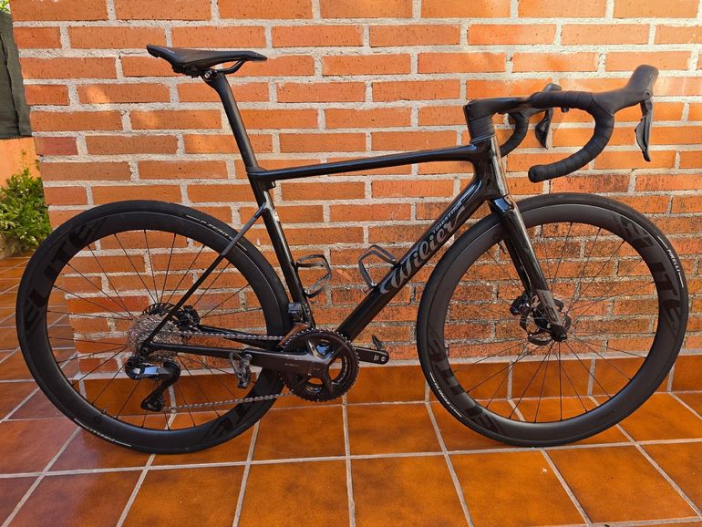 Used Wilier 0 SLR - SHIMANO ULTEGRA Di2 R8170 2024 2024 Road & Gravel, Negro — image 1 of 8