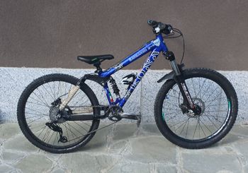 Used Kona Stinky Shimano Alivio 2009 MTB