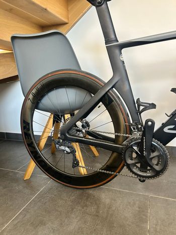 Used Canyon Aeroad CF SL 8 Disc 2022 2022 Road & Gravel, Light Gray — image 6 of 9
