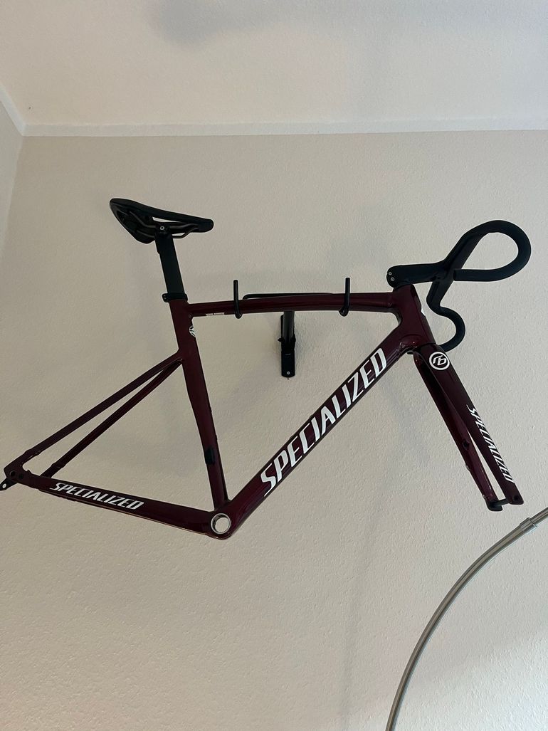 Used Specialized Allez Sprint Frameset 2025 Frameset 2025 Road & Gravel, Rot — image 1 of 7