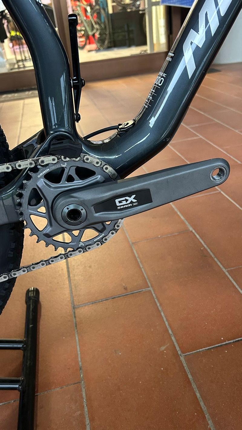 Merida Ninety-six Sram Eagle Transmission GX 2024 Mountainbike usato, Grigio chiaro — immagine 6 di 13