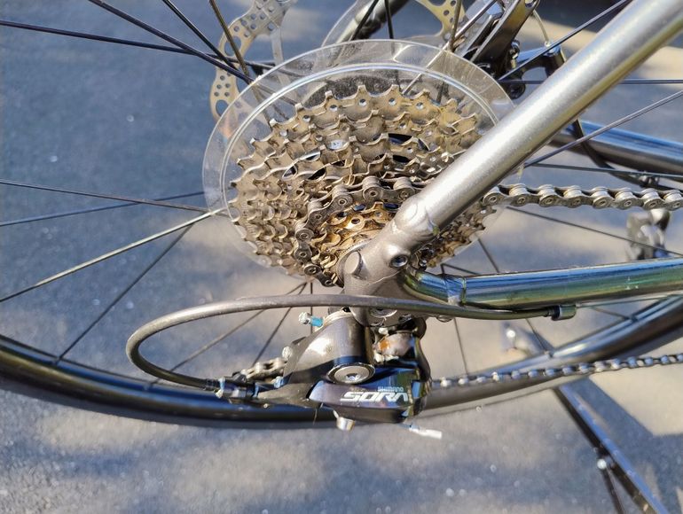 Used Trek Domane Shimano Sora 2021 Road & Gravel, Hellgrau — image 2 of 8