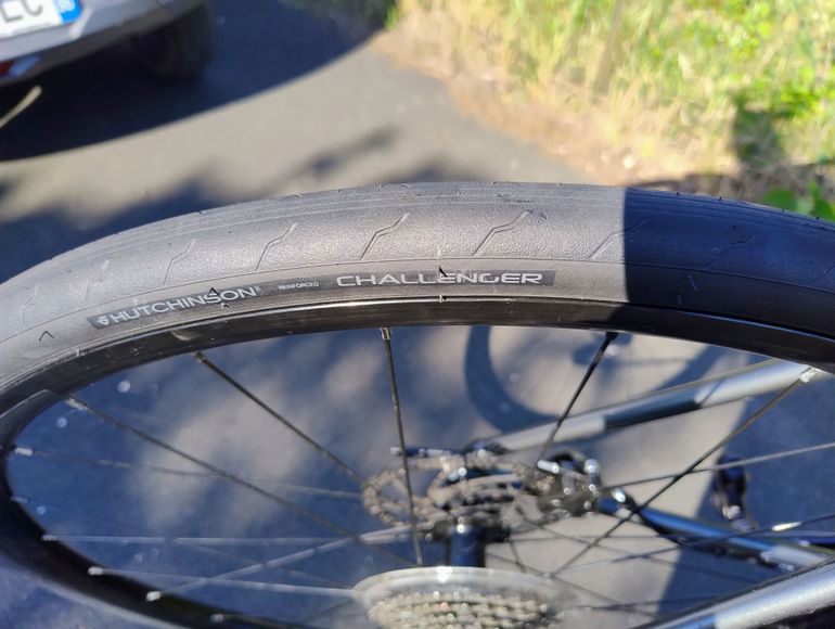 Used Trek Domane Shimano Sora 2021 Road & Gravel, Hellgrau — image 4 of 8