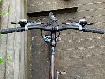 Gebrauchtes Trek 8500 2005 2005 Mountainbike, Hellgrau — Bild 3 von 5