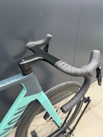 Brugt Canyon Aeroad CF SLX 8 Di2 2023 2023 Road & Gravel — billede 7 af 19