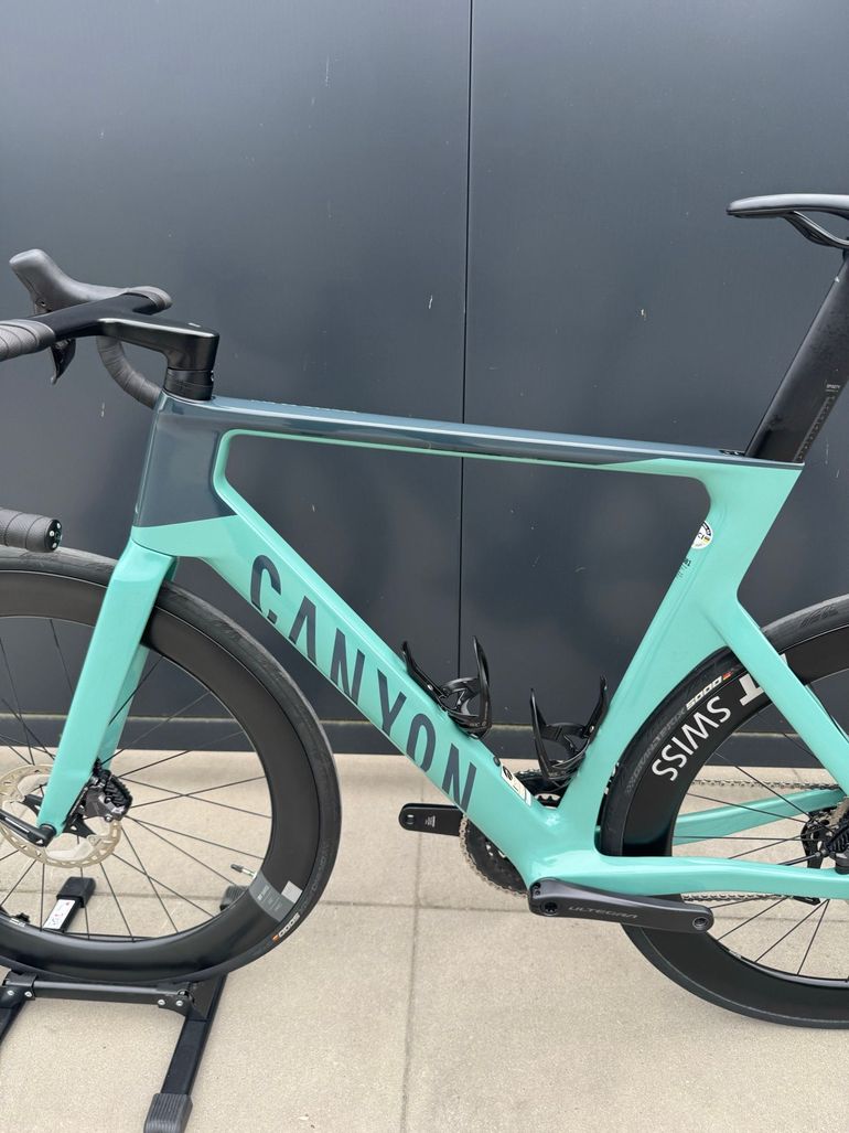 Used Canyon Aeroad CF SLX 8 Di2 2023 2023 Road & Gravel, Green — image 15 of 19