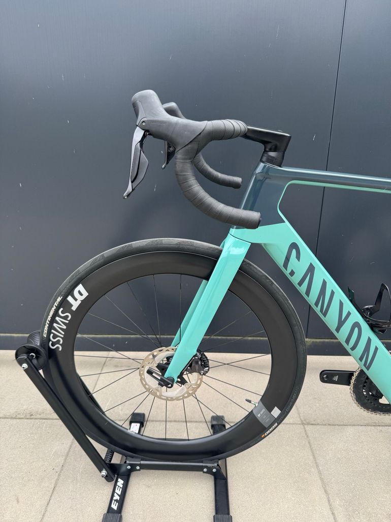 Used Canyon Aeroad CF SLX 8 Di2 2023 2023 Road & Gravel, Green — image 14 of 19