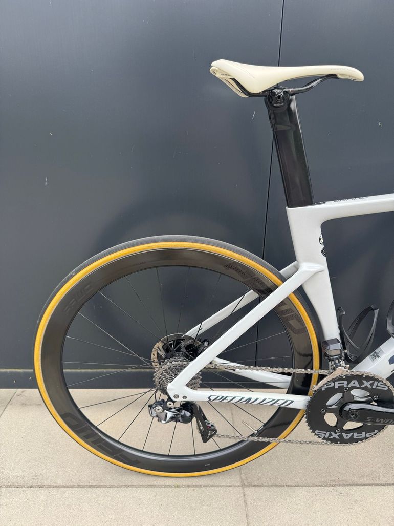 Used Specialized S-Works Venge Disc - SRAM Red eTap AXS 2020 2020 Road & Gravel, White — image 4 of 11