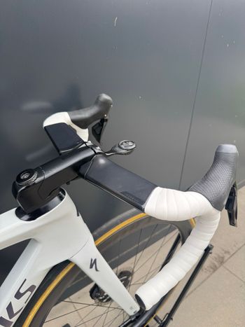 Used Specialized S-Works Venge Disc - SRAM Red eTap AXS 2020 2020 Road & Gravel, White — image 7 of 11