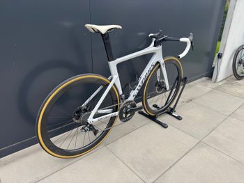 Used Specialized S-Works Venge Disc - SRAM Red eTap AXS 2020 2020 Road & Gravel, White — image 2 of 11