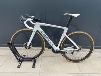 Used Specialized S-Works Venge Disc - SRAM Red eTap AXS 2020 2020 Road & Gravel, White — image 11 of 11