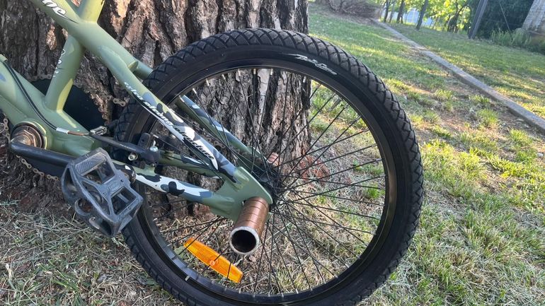 Used boltline Hurricane 2020 Youth, Green — image 8 of 13